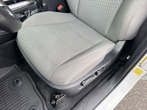 Used 2022 Toyota Tacoma SR5 image 19