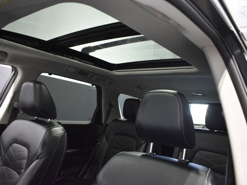 Certified 2023 Nissan Pathfinder Platinum AWD/4WD image 17