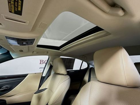 Used 2019 Lexus ES 350 image 26