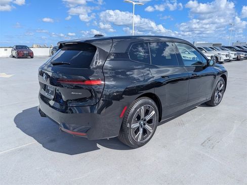 New 2026 BMW iX xDrive45 w/ Premium Package image 4