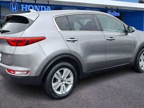 Used 2017 Kia Sportage LX image 8