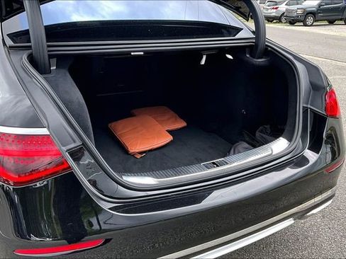 Used 2024 Mercedes-Benz Maybach S 580 4MATIC image 34