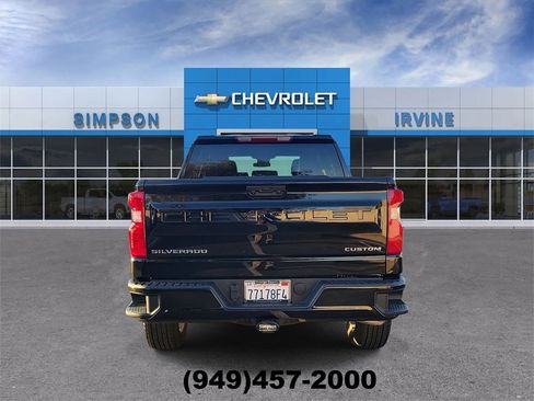 Used 2025 Chevrolet Silverado 1500 Custom image 7