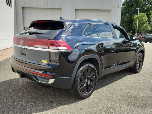 Used 2024 Volkswagen Atlas Cross Sport SE w/ Panoramic Sunroof Package AWD/4WD image 6
