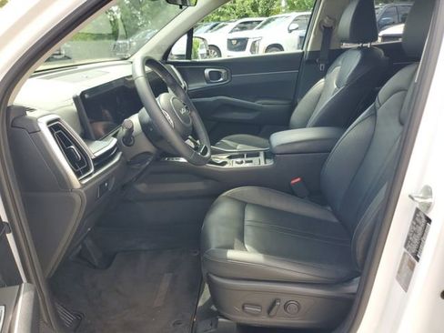 Used 2024 Kia Sorento S w/ Panoramic Sunroof Package FWD image 16