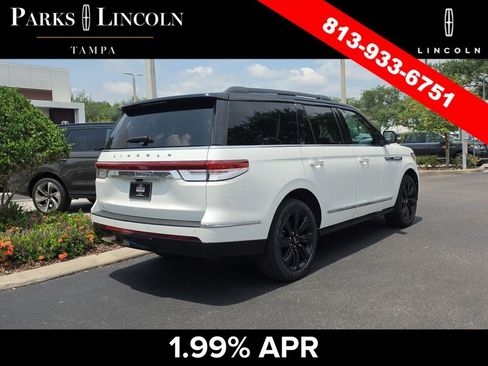 Certified 2023 Lincoln Navigator Black Label AWD/4WD image 4