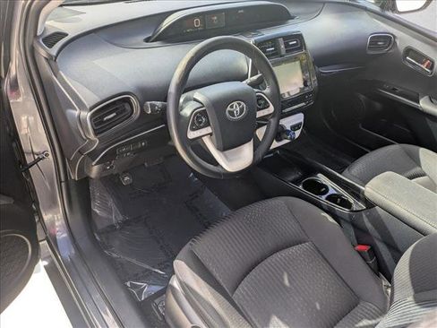 Used 2019 Toyota Prius Prime Plus image 9