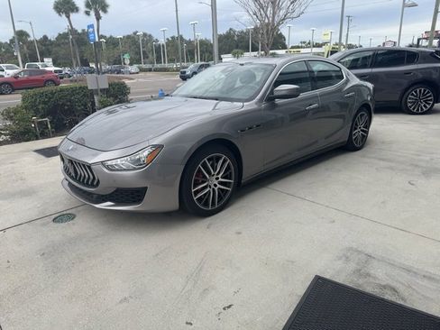 Used 2021 Maserati Ghibli S image 2