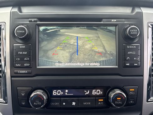 Used 2017 Nissan Titan PRO-4X w/ Pro-4x Convenience Package image 19