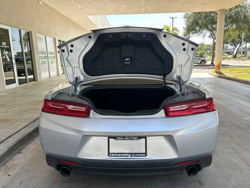 Used 2018 Chevrolet Camaro LT RWD image 30