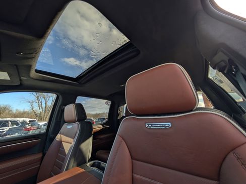 Used 2025 GMC Sierra 1500 Denali Ultimate image 6