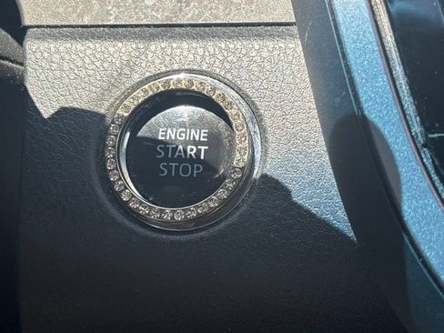 Used 2018 Toyota Camry XSE FWD image 20