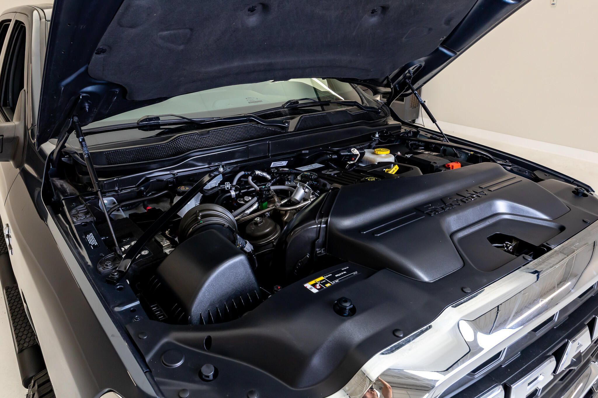 Used 2025 RAM 2500 Tradesman AWD/4WD image 40