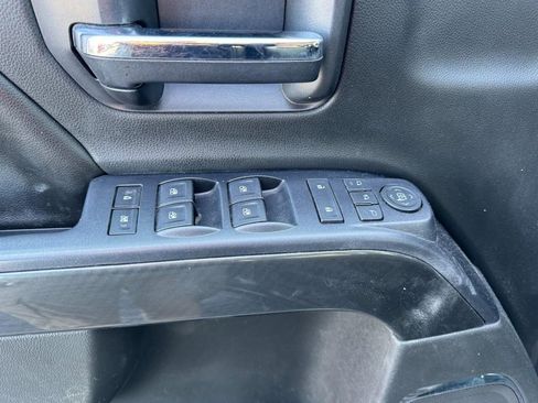 Used 2015 GMC Sierra 1500 SLE image 15