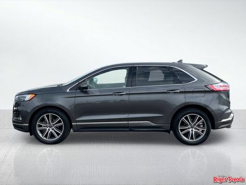 Used 2019 Ford Edge Titanium w/ Equipment Group 301A FWD image 3