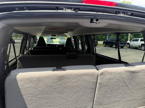 Used 2018 GMC Savana 3500 LS RWD image 15