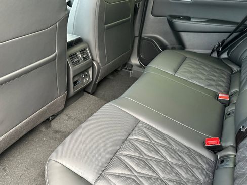 New 2026 Nissan Rogue Platinum w/ Platinum Premium Package image 9