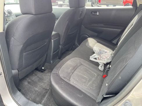 Used 2012 Nissan Rogue S w/ Special Edition Pkg AWD/4WD image 6
