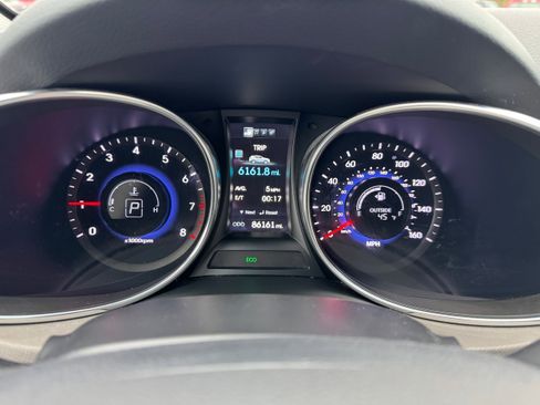 Used 2014 Hyundai Santa Fe Sport w/ Premium Equipment Package 03 image 18