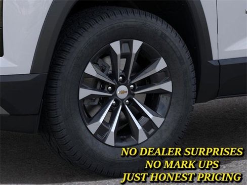 New 2026 Chevrolet Equinox LT image 9