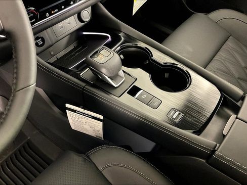 New 2025 Nissan Rogue Platinum image 12