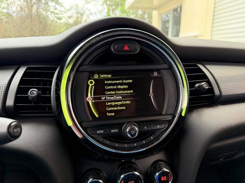 Used 2017 MINI Cooper Convertible image 11