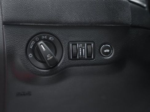 Used 2014 Dodge Charger R/T w/ Wheels & Tunes Group image 44