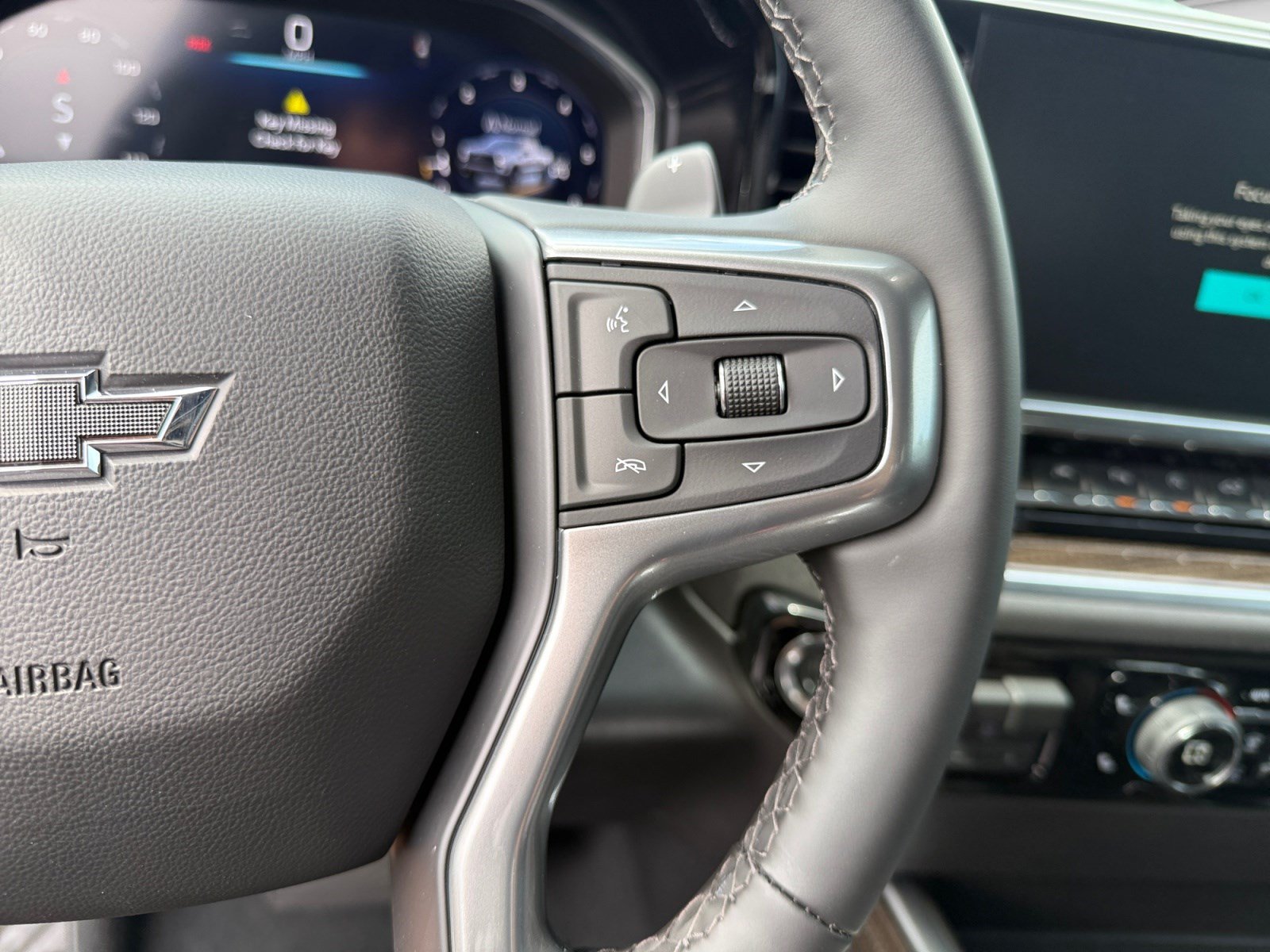 Used 2026 Chevrolet Silverado 1500 LT Trail Boss w/ LT Trail Boss Premium Package AWD/4WD image 25