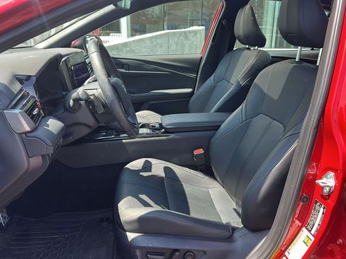 Used 2025 Toyota Camry XSE AWD/4WD image 9