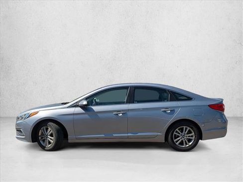 Used 2016 Hyundai Sonata SE FWD image 8