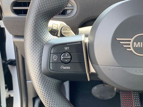 Used 2026 MINI Cooper S image 29