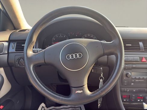 Used 2003 Audi RS 6 AWD/4WD image 10