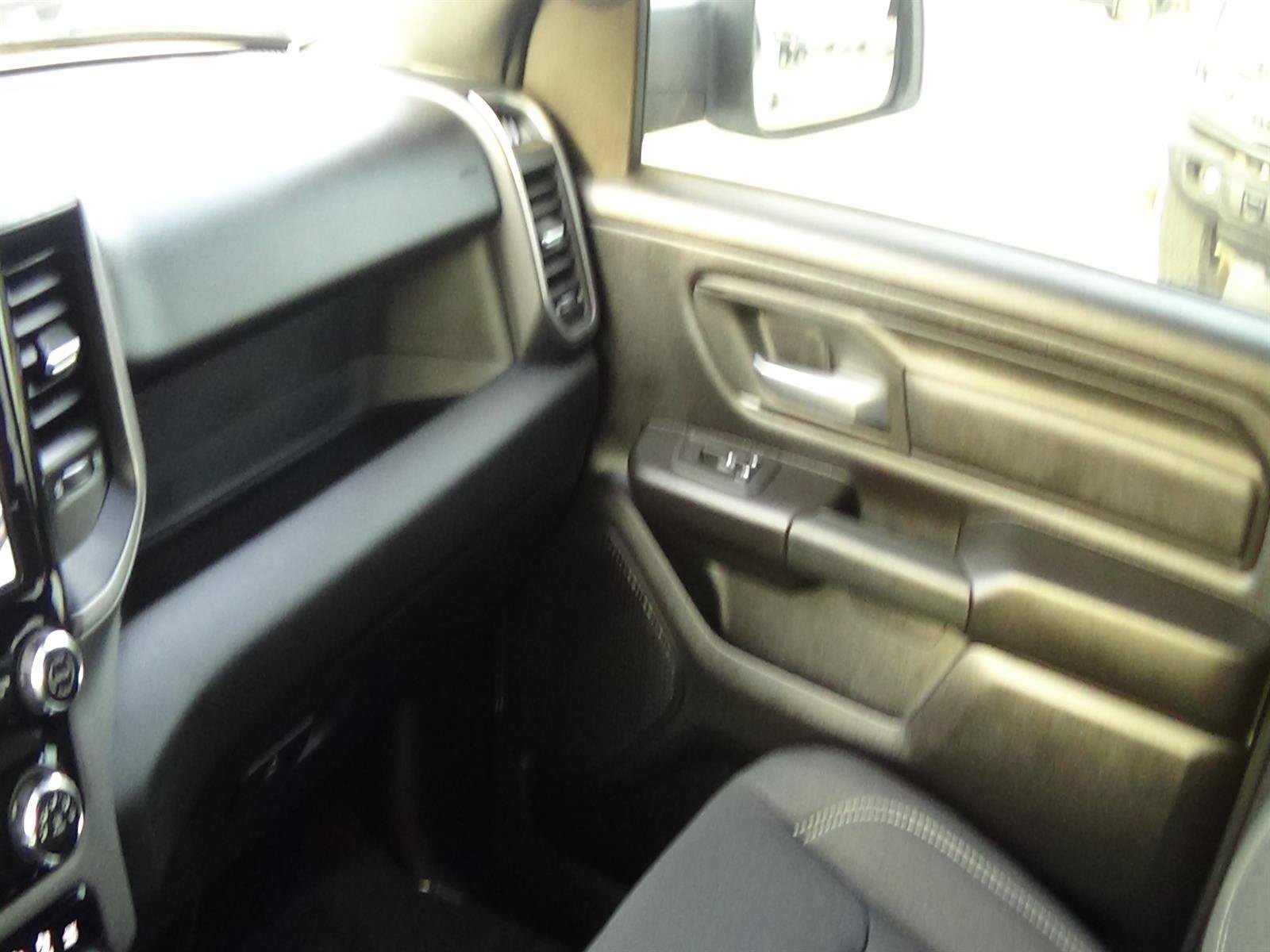 Used 2025 RAM 1500 Tradesman AWD/4WD image 29