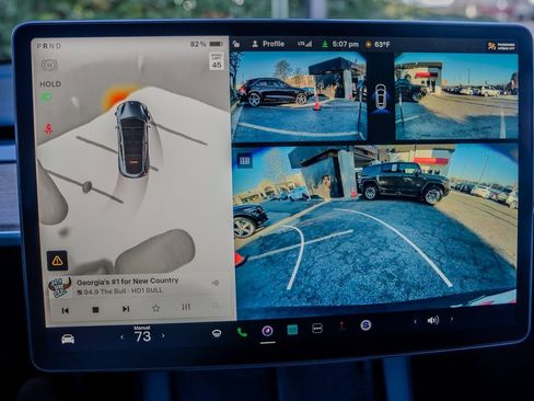 Used 2024 Tesla Model Y Long Range image 10