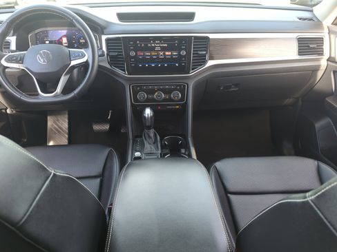 Certified 2023 Volkswagen Atlas SE image 20