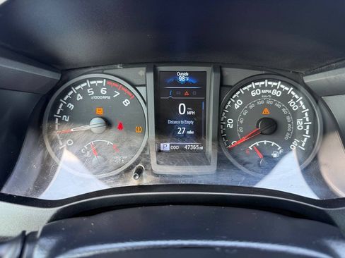 Used 2023 Toyota Tacoma SR AWD/4WD image 30