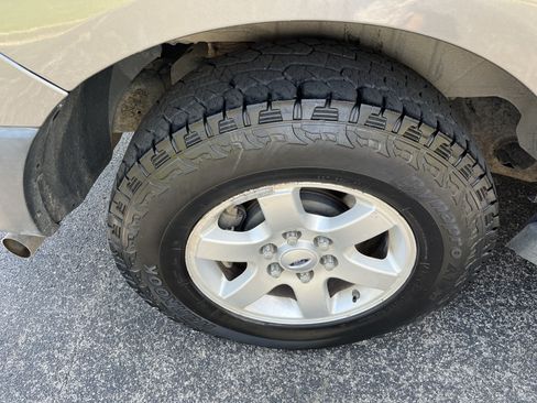 Used 2013 Ford Expedition XL w/ HD Trailer Tow Pkg AWD/4WD image 8