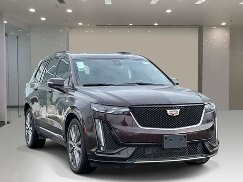 Used 2021 Cadillac XT6 Sport AWD/4WD image 6