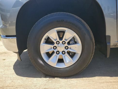 Used 2023 Chevrolet Silverado 1500 LT RWD image 7