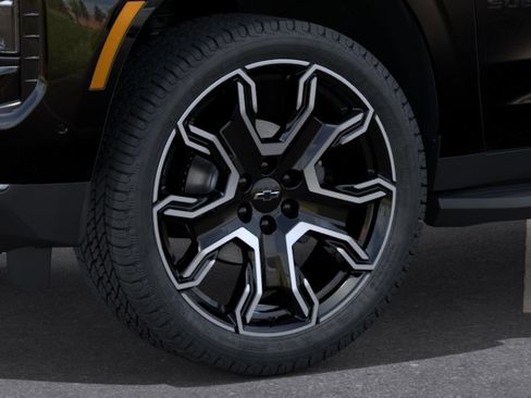 New 2026 Chevrolet Suburban RST w/ RST Capability Package image 10