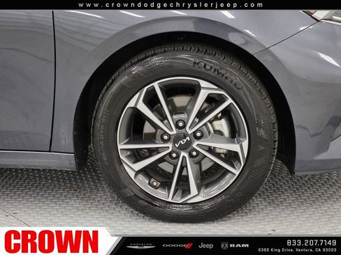 Used 2024 Kia Forte LXS image 8