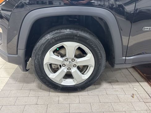 Used 2020 Jeep Compass Latitude w/ Cold Weather Group image 17