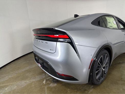 New 2026 Toyota Prius Limited image 16