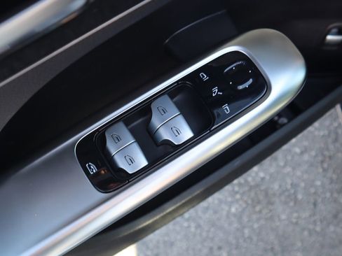 Certified 2025 Mercedes-Benz C 300 4MATIC Sedan image 19