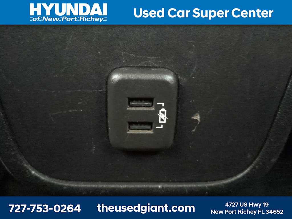 Used 2018 GMC Terrain SLE w/ Driver Convenience Package FWD image 16