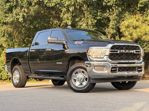 Used 2019 RAM 2500 Tradesman AWD/4WD image 2