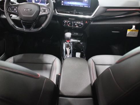 New 2026 Chevrolet Trax RS w/ Sunroof Package FWD image 29