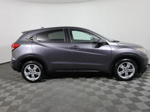 Used 2016 Honda HR-V EX image 4