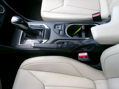 Used 2019 Subaru Impreza 2.0i Limited image 15