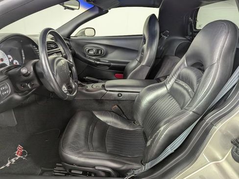 Used 1999 Chevrolet Corvette Coupe w/ Memory Pkg RWD image 13